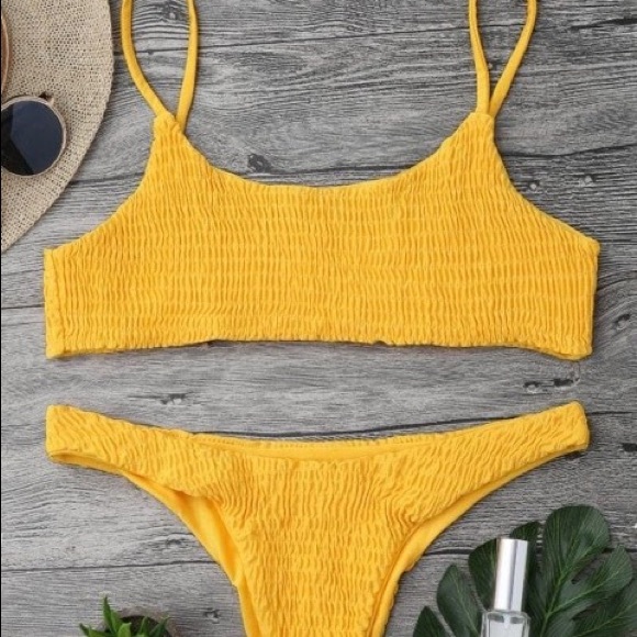 Zaful Padded Smocked Bralette Bikini Set - Picture 2 of 5